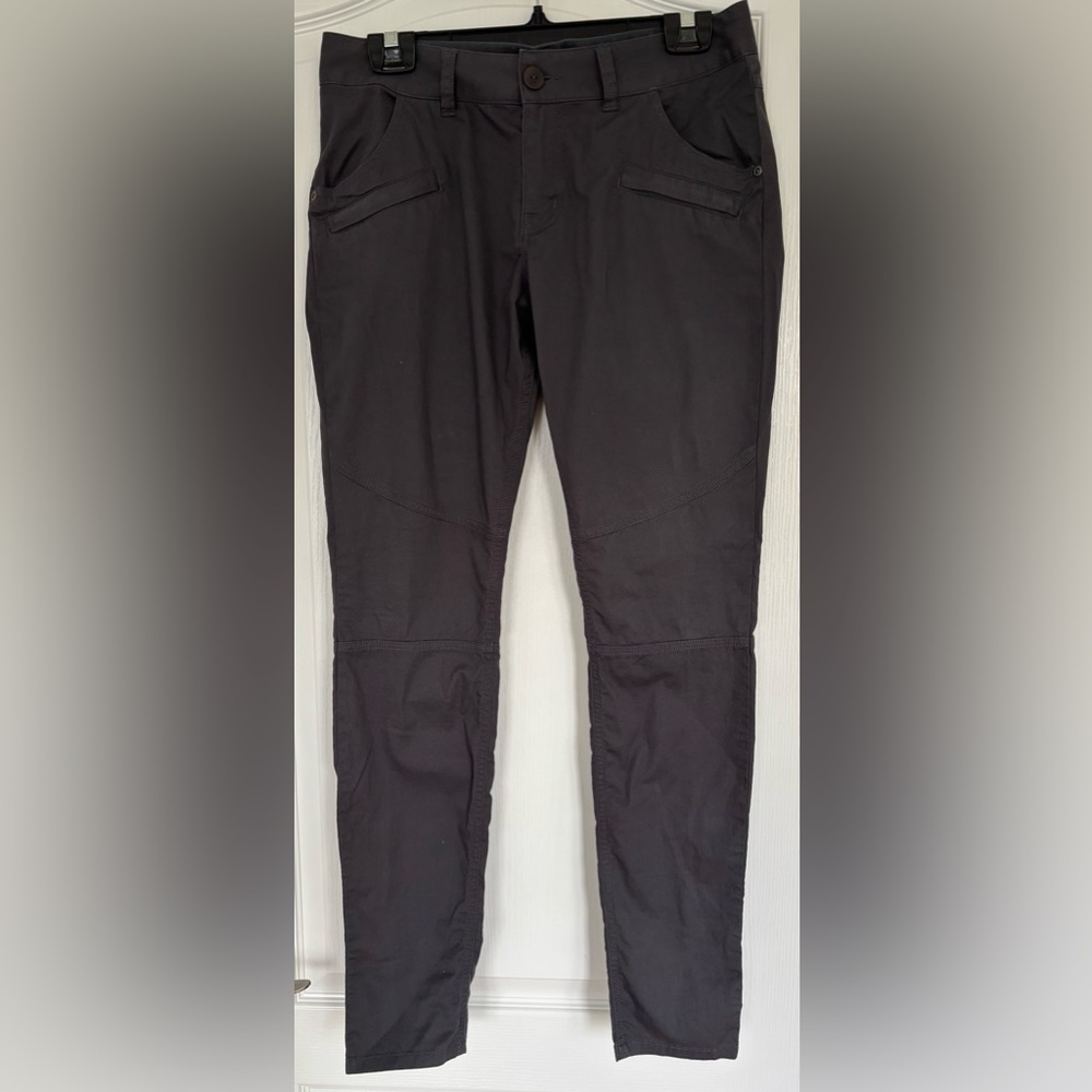 MEC Dark Gray Slim Fit Cargo Pants Size 8